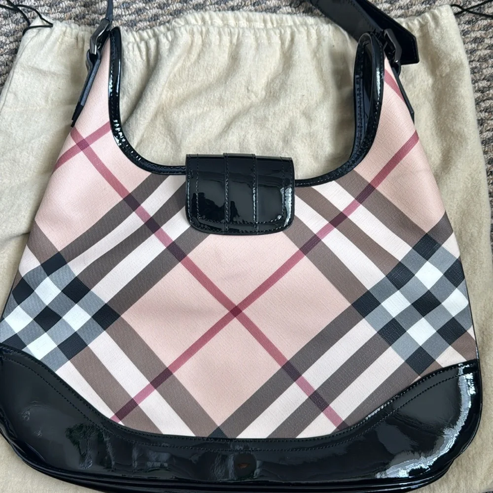 Burberry Nova Check Shoulder Bag - Picture 3 of 16